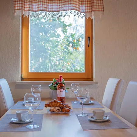 Holiday home Garden House Kablar *